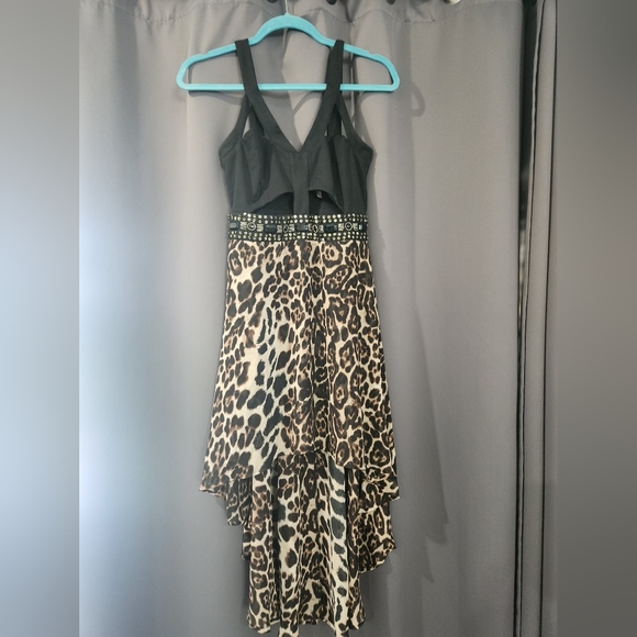 AVEC LEOPARD PRINT HIGH LOW MAXI DRESS MEDIUM SIZE - Picture 3 of 9